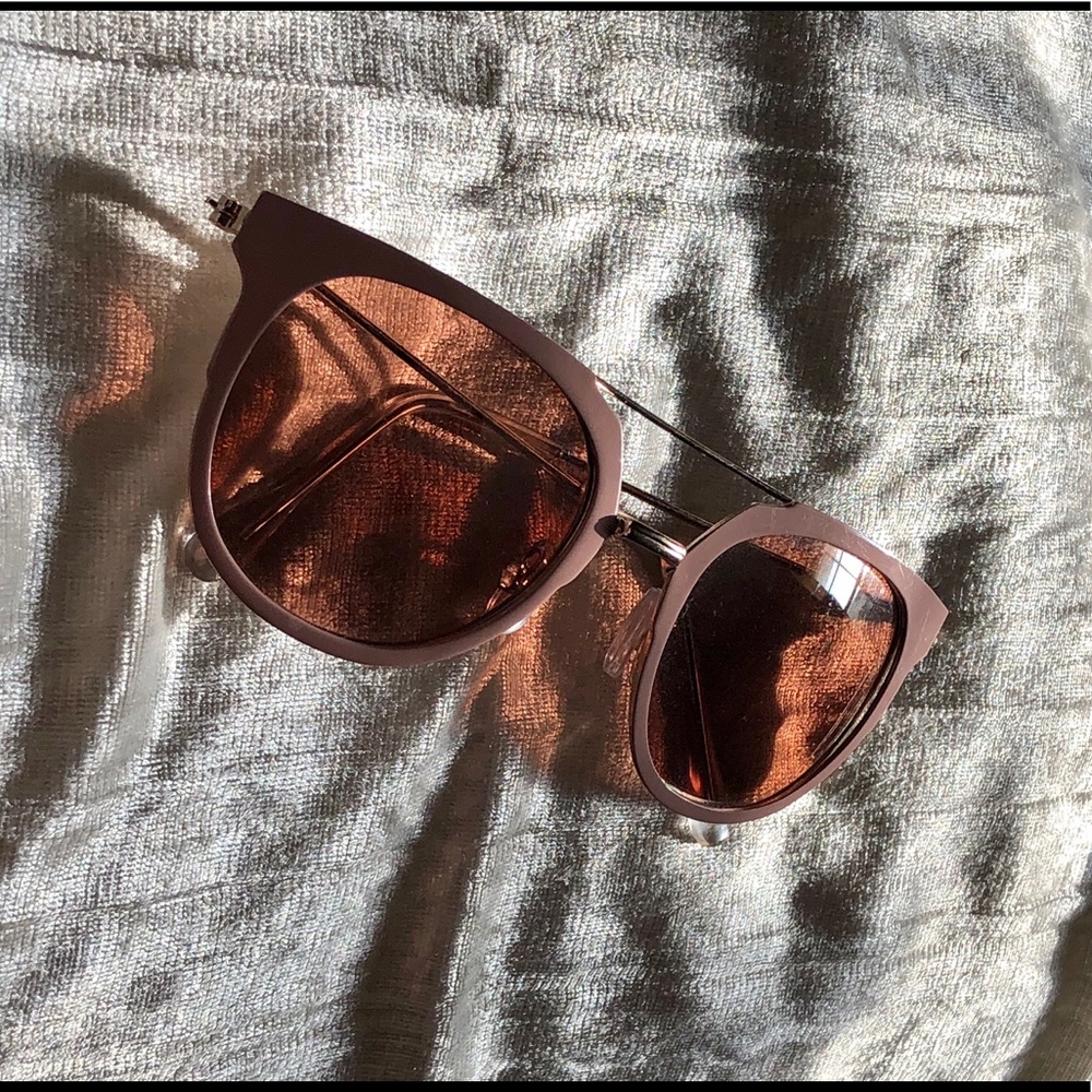 ITEM SOLD βΌοΈ - Picture 1 of 5